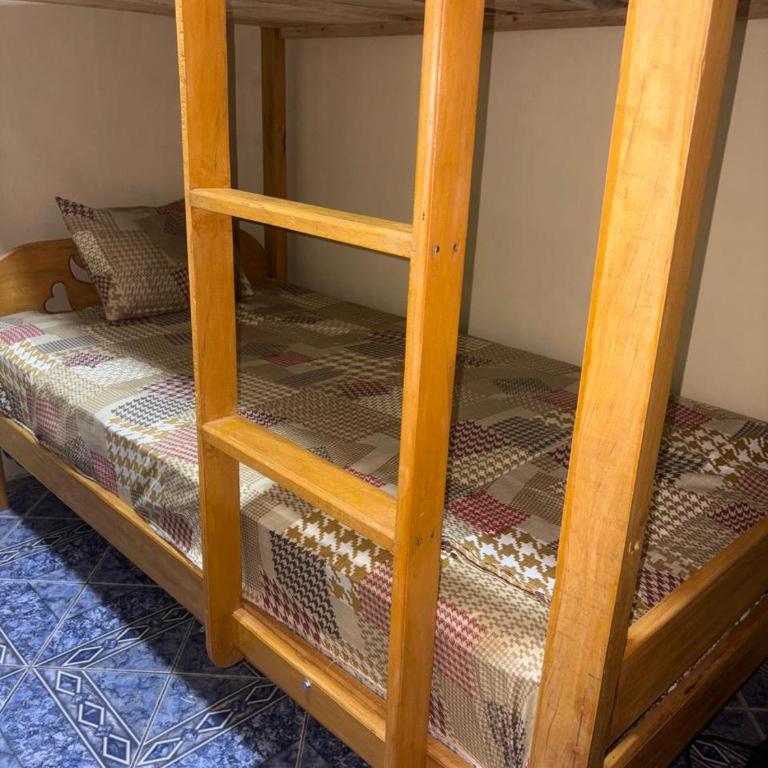 Amazon City House Iquitos - Cama en habitación femenina compartida de 4 camas - 1