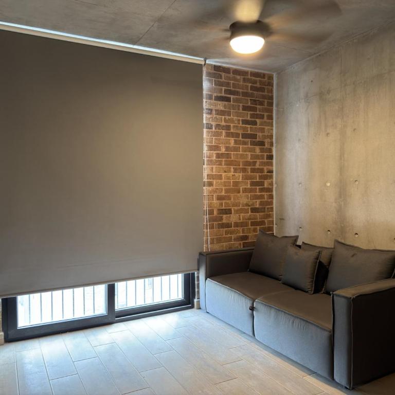 Loft Céntrico con Piscina, Gym y Vistas - One-Bedroom Apartment with City View - 13