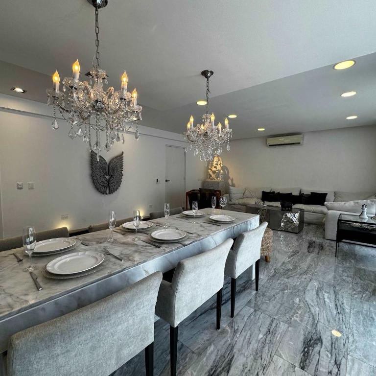Black House - Stylish 3BR in Aldea Zama with Rooftop - Appartement - 3