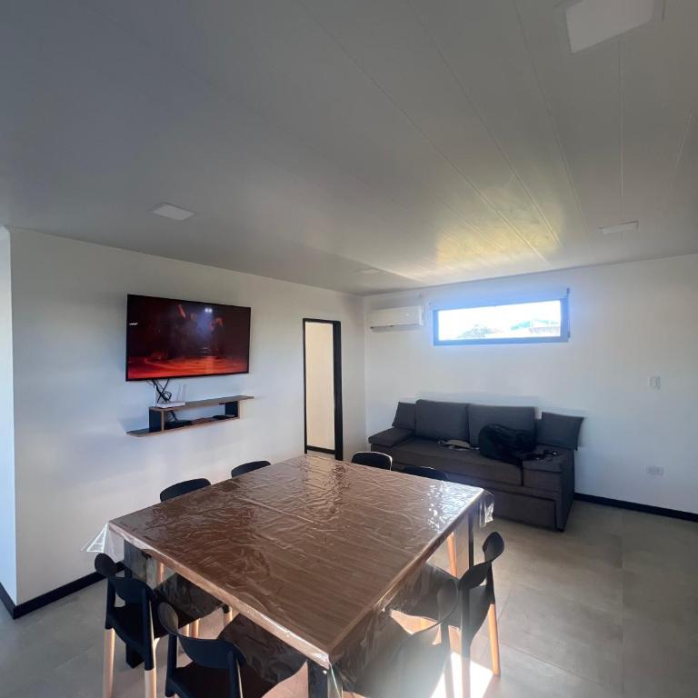 Hospedaje a 1 cuadra del mar Mar de Cobo 5 personas - One-Bedroom House - 11