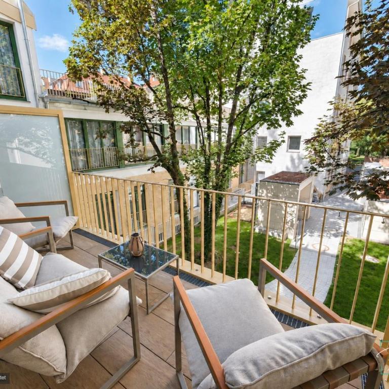 HOMELY STAY - Urban Studio Apartments - Apartment mit Balkon - 8