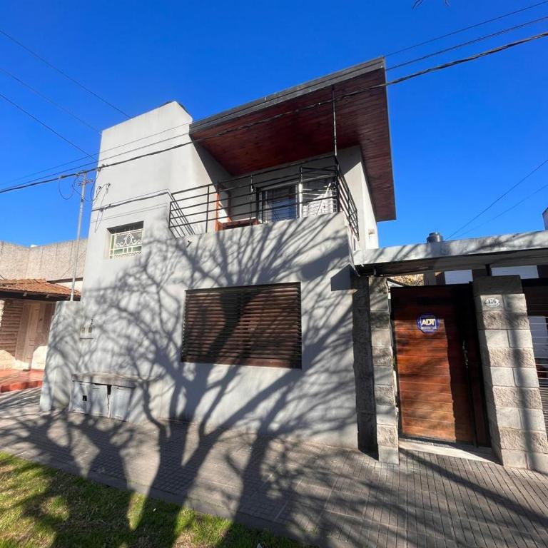 Duplex a 3 cuadras de la laguna - One-Bedroom Apartment with Terrace - 13