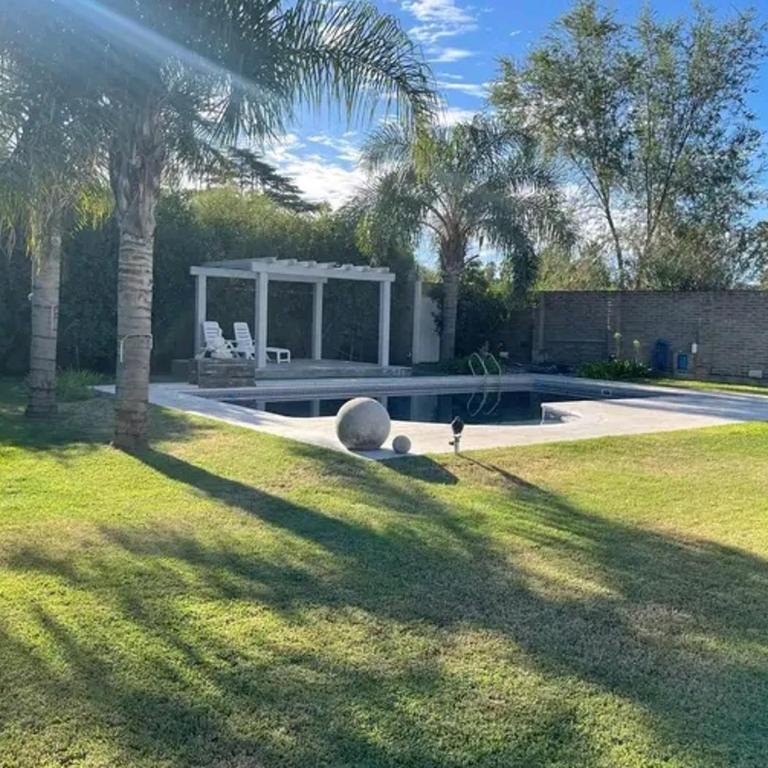 Casa Manu - Two-Bedroom House - 1