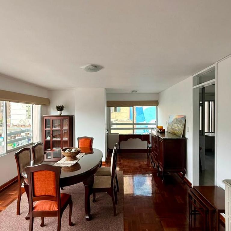 A un paso de todo 3 bedrooms Across from Kennedy Park - Three-Bedroom Apartment - 5