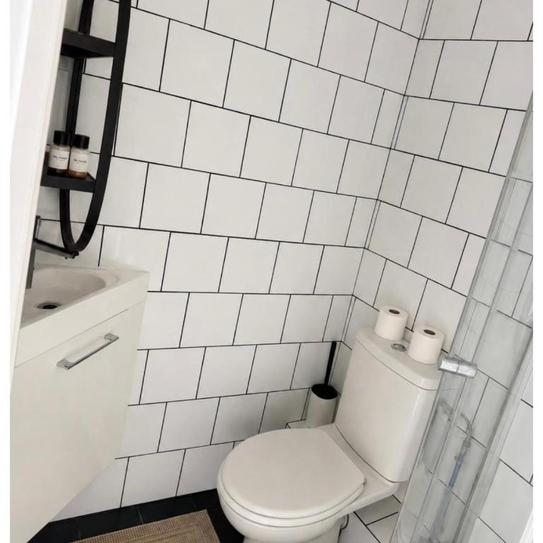 Chambre 1 avec SDB privée Proche Stade de France - Appartement 1 Chambre - 5