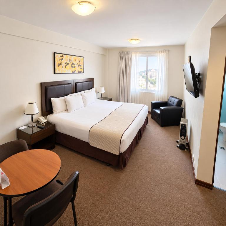 Hotel Calacoto La Paz - Suite Deluxe con bañera de hidromasaje - 13