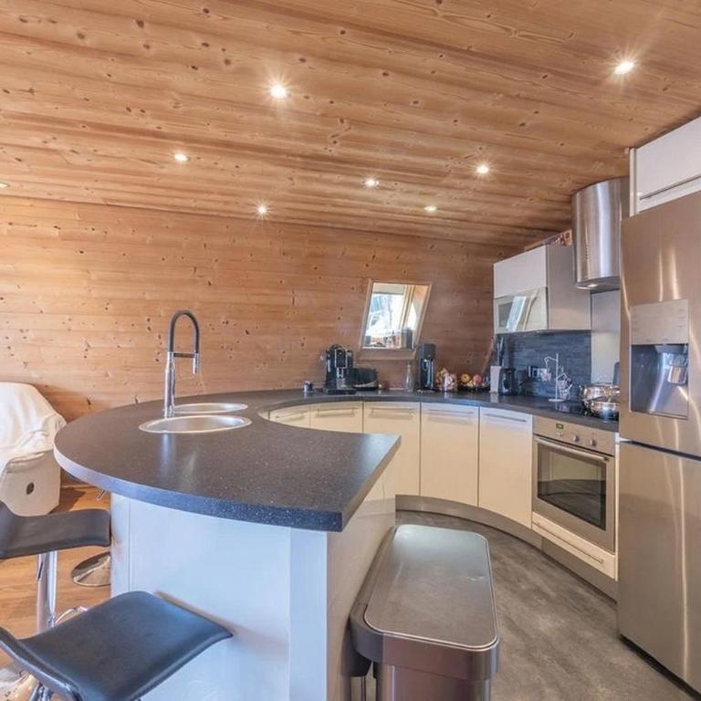 Cozy chalet slopes Balcony - Maison de Vacances - 14