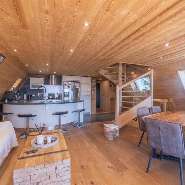 Cozy chalet slopes Balcony - Maison de Vacances - 15