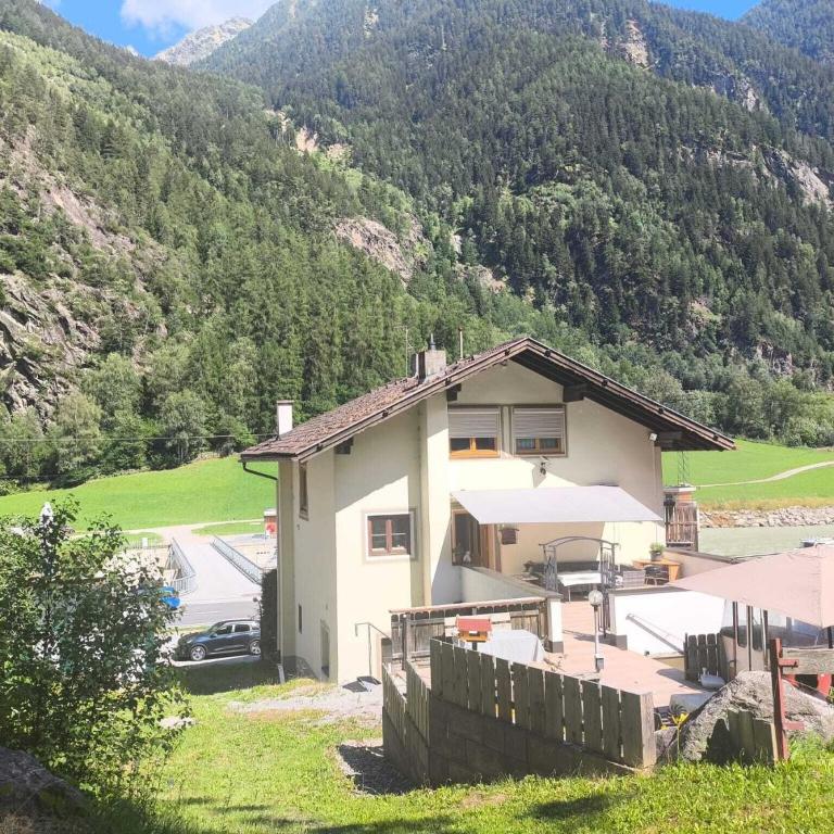 Apartment Martha in the Ötztal valley with mountain views - Apartment mit 1 Schlafzimmer - 1