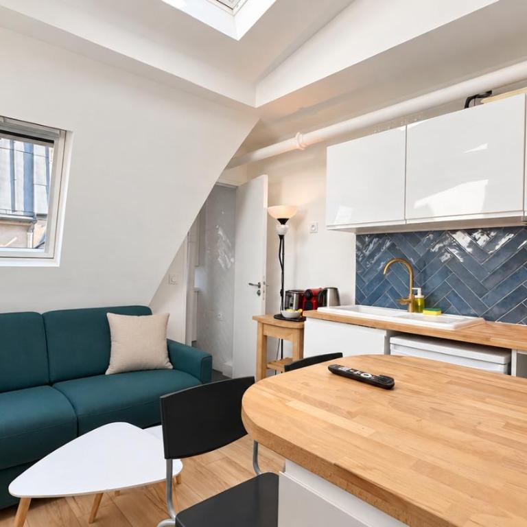 1BR Apartment in Vibrant Latin Quarter with Netflix - Appartement 1 Chambre - 4