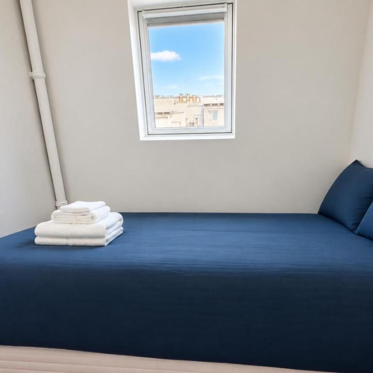 1BR Apartment in Vibrant Latin Quarter with Netflix - Appartement 1 Chambre - 13