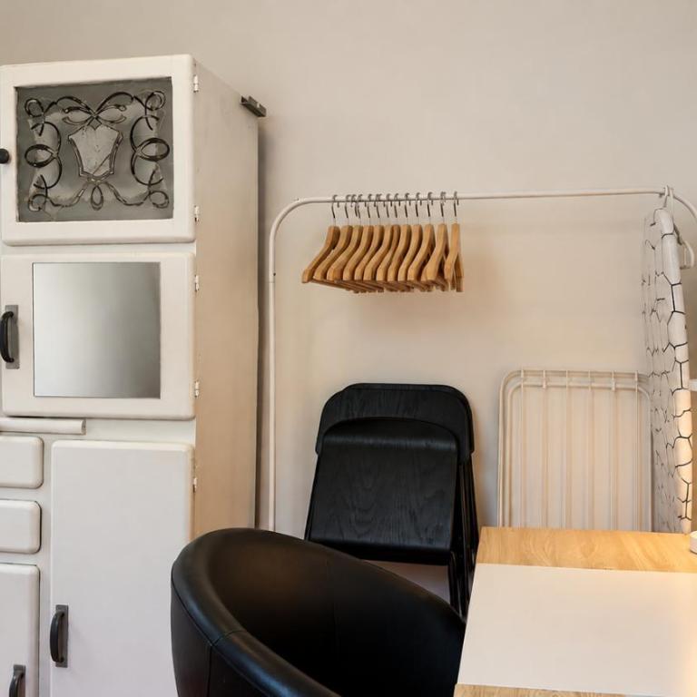 1BR Apartment in Vibrant Latin Quarter with Netflix - Appartement 1 Chambre - 15