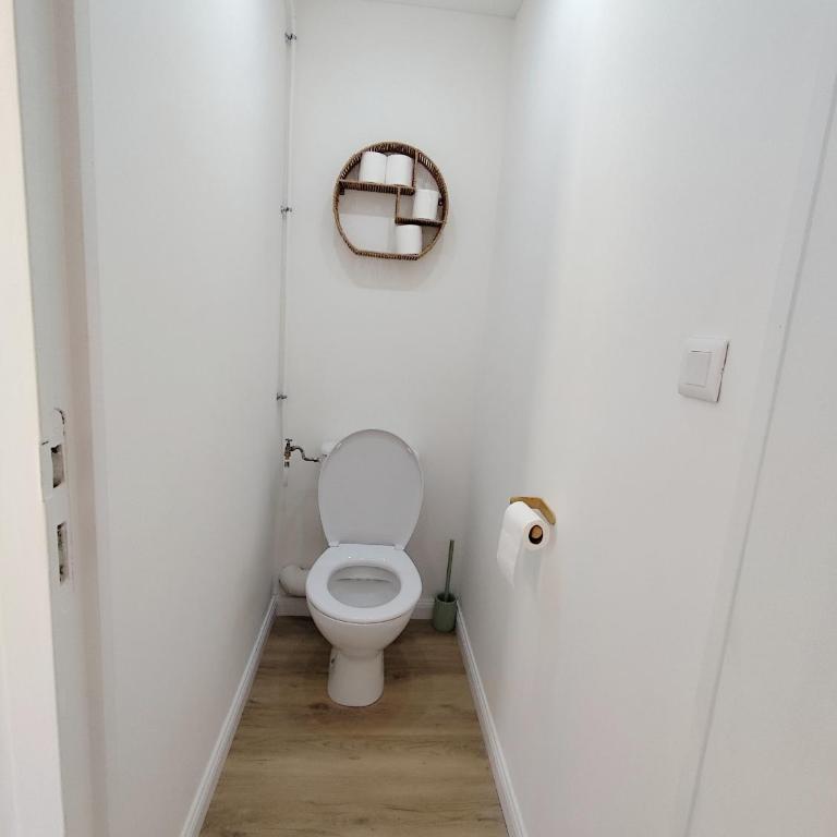 Élégant T2 au cœur du Toulon historique - One-Bedroom Apartment - 3