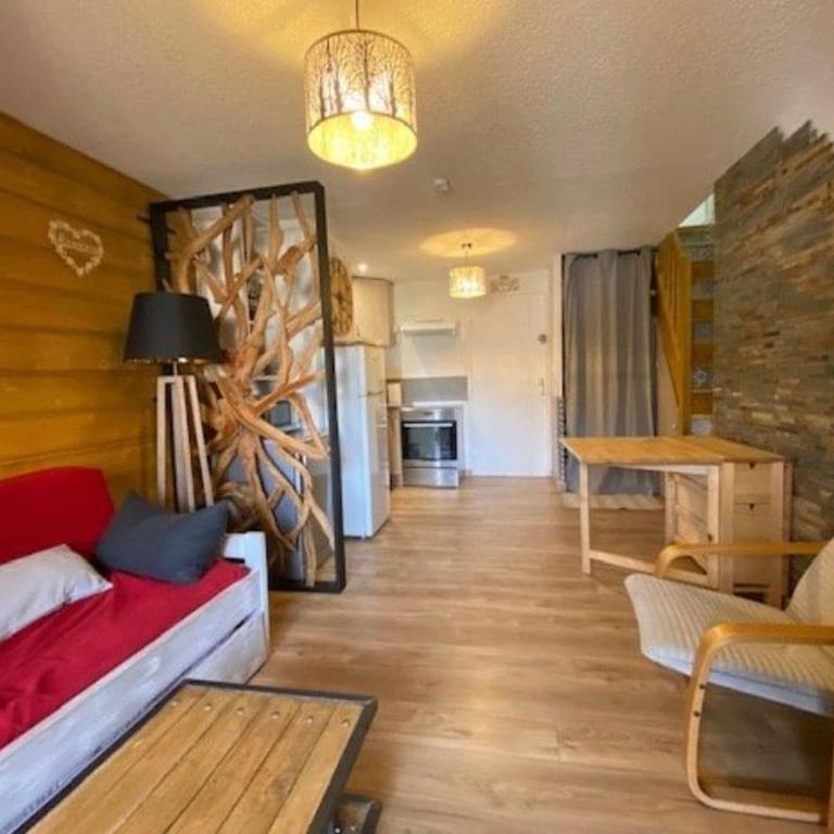 Beautiful 42m2 appartement, quiet, free covered parking - Appartement 2 Chambres - 1