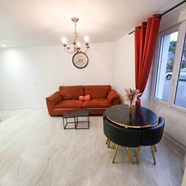 BRERO logements - Appartamento con 1 Camera da Letto - 1