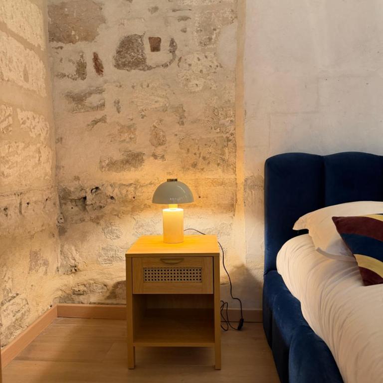 ROMANTIC ROOM in AVIGNON - patio - clim - hypercentre - Appartement - Rez-de-Chaussée - 2