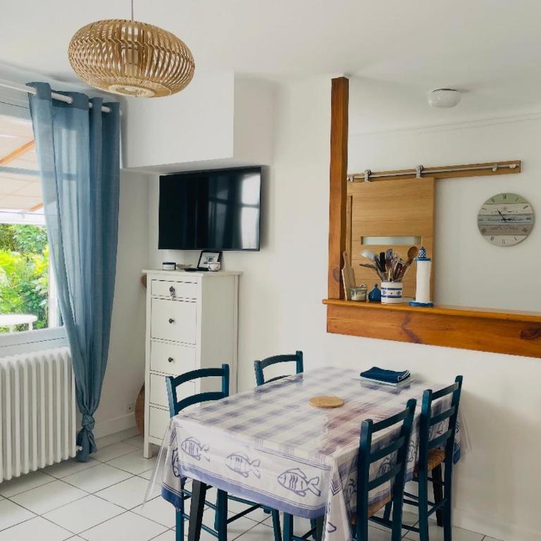 MAISON ARZAEL à SAINT MARC SUR MER - Maison 2 Chambres - 1