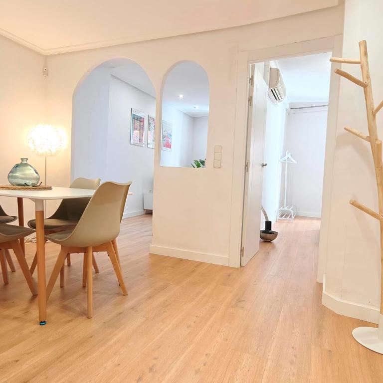 El Secreto del Coso by Alogest - One-Bedroom Apartment - 8
