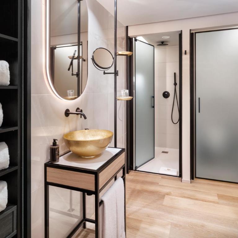 Nivia Born Boutique Hotel - The Hidden Suite - 2