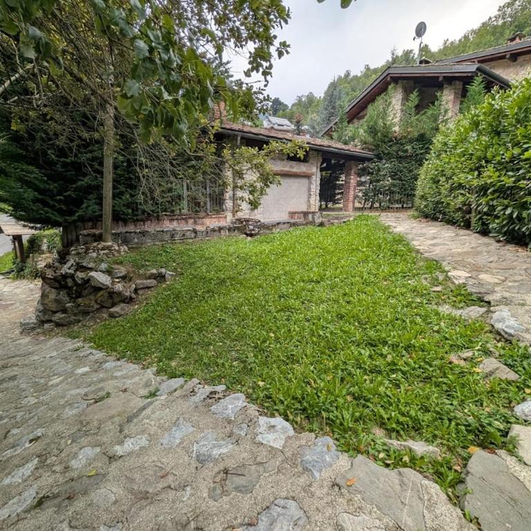 Casa di montagna in pietra con giardino privato - Two-Bedroom House - 10