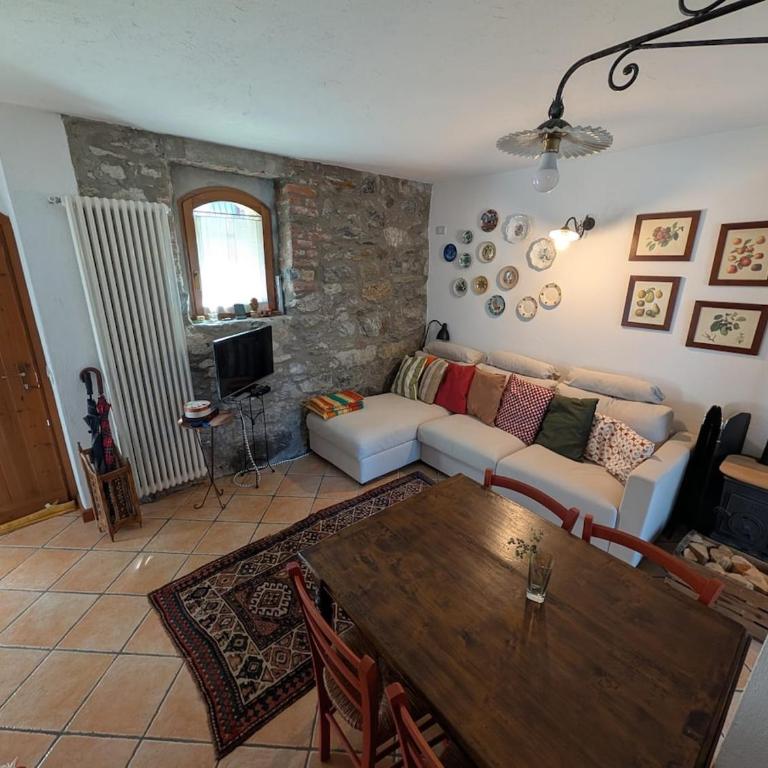 Casa di montagna in pietra con giardino privato - Two-Bedroom House - 16