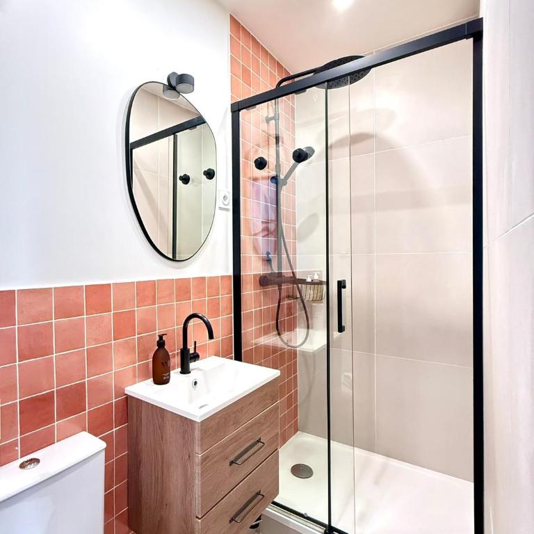 Spacious Apartment Louvre AC 3 Bedrooms - Apartment mit 3 Schlafzimmern und Balkon - 15