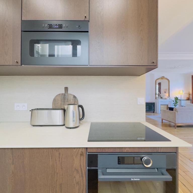 Spacious Apartment Louvre AC 3 Bedrooms - Apartment mit 3 Schlafzimmern und Balkon - 20