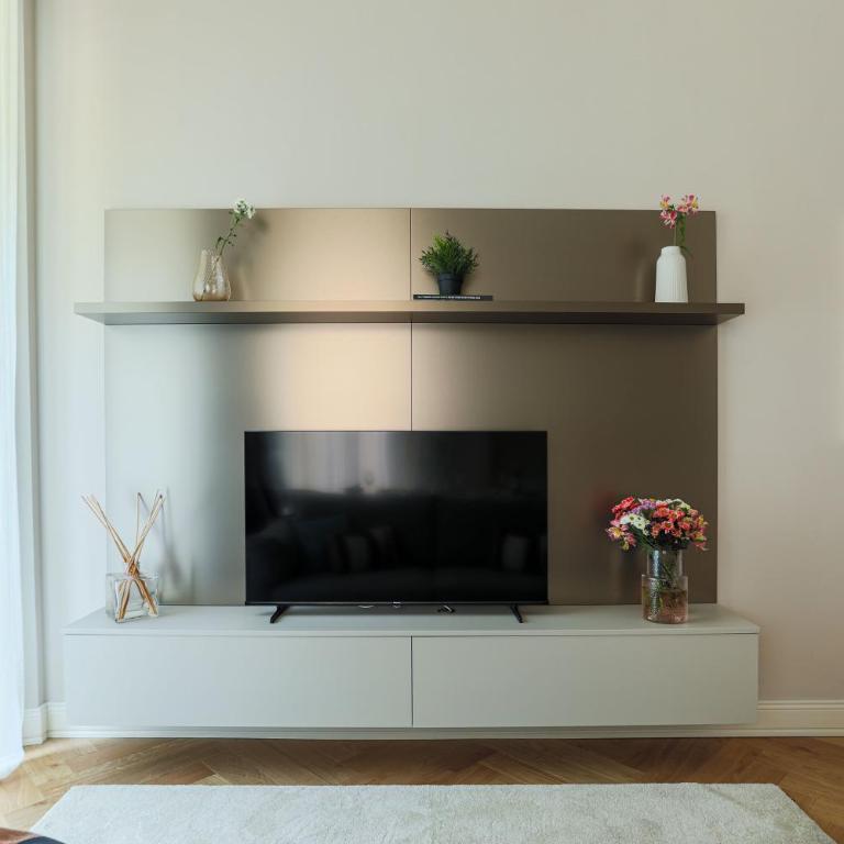 The Best Rent - Palazzo Tibaldi - Apartamento de 2 dormitorios - 1