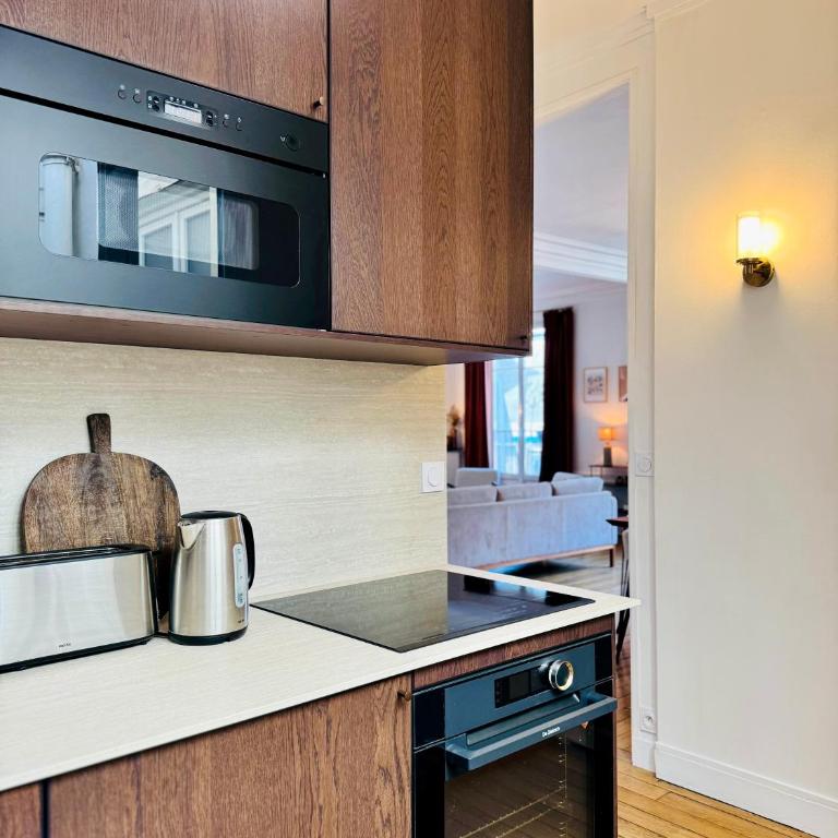 Spacious Apartment Louvre AC 3 Bedrooms - Apartment mit 3 Schlafzimmern und Balkon - 51