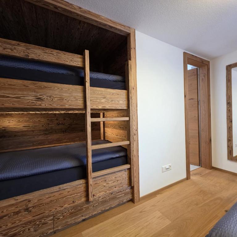 Britannia 5 - Apartment mit 2 Schlafzimmern und Bergblick - 13