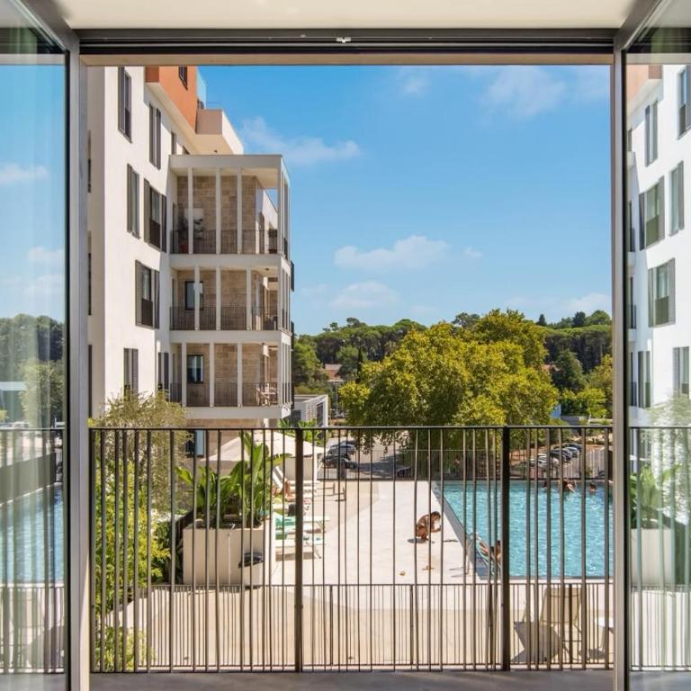 Boke Place Thea resident Pool View - Apartman s 1 Spavaćom Sobom i Pogledom na Bazen - 11