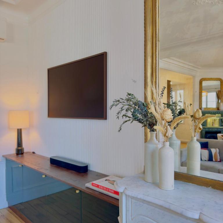 Spacious Apartment Louvre AC 3 Bedrooms - Apartment mit 3 Schlafzimmern und Balkon - 40