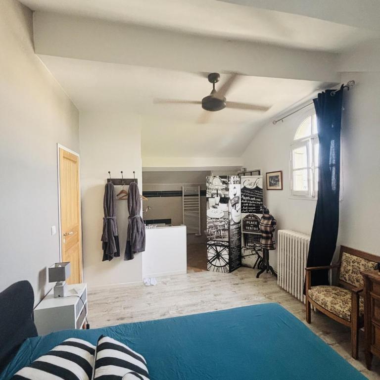 La gentilhommiere de Saumur - Chambre Double avec Salle de Bains Privative - 4