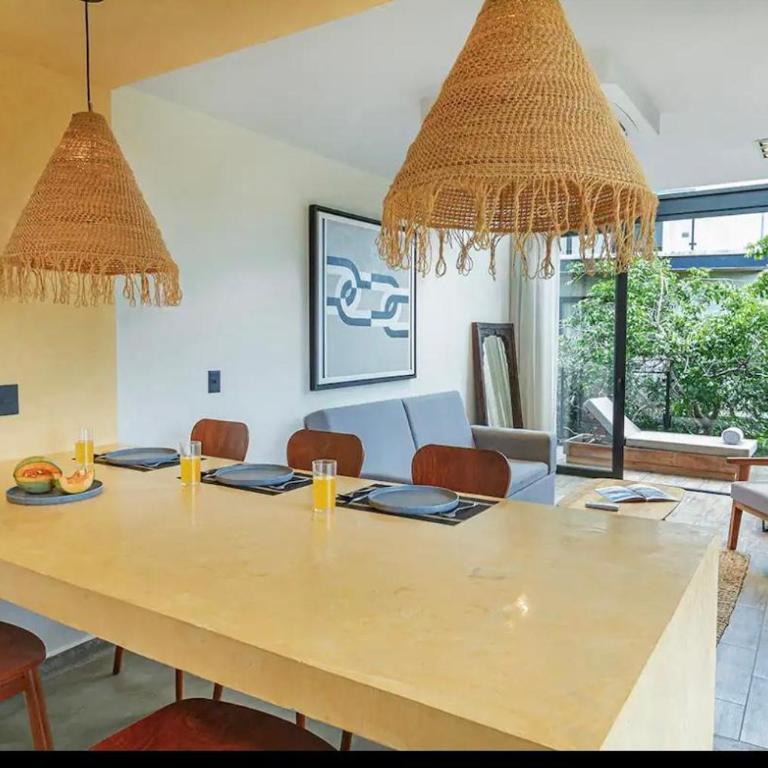 Luxury & Serenity 2bd apt retreat 1 km from beach - Apartamento - 2