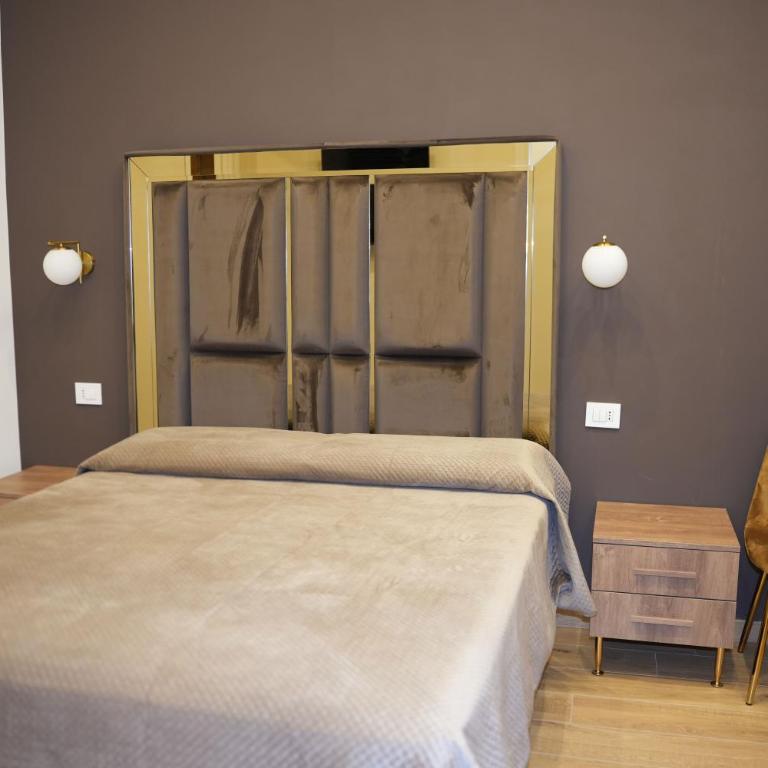 Rachel Rooms - Two-Bedroom Apartment - 30