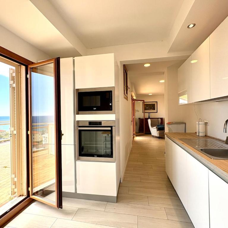 SE9 - Elegante appartamento con splendida vista panoramica sul mare - Apartment mit 1 Schlafzimmer - 14