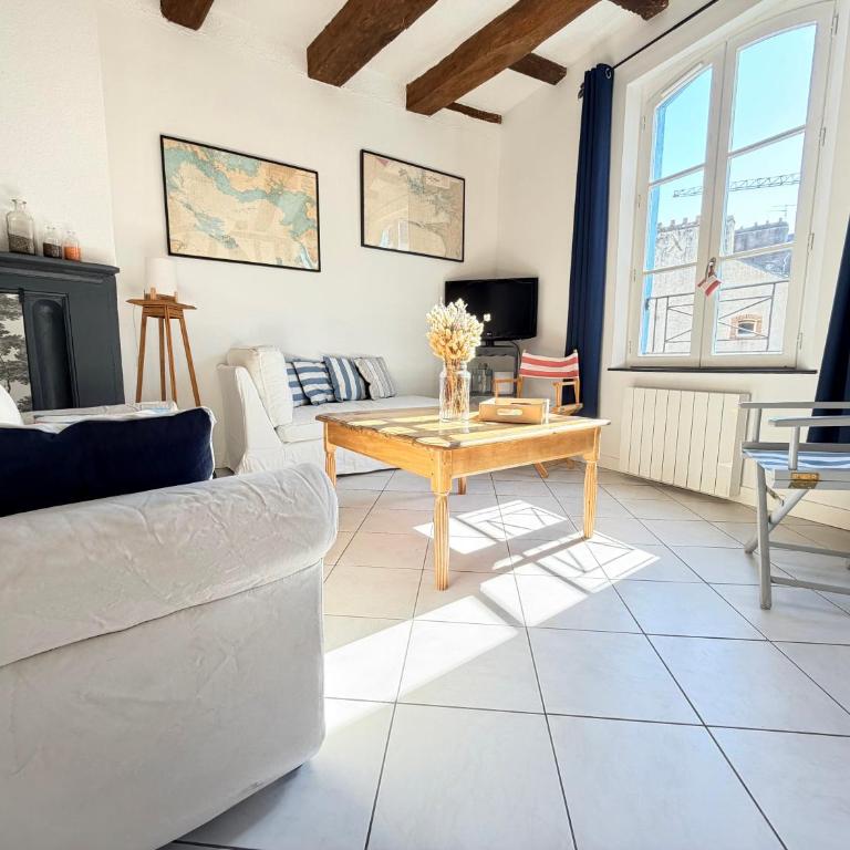 T2 poutres apparentes Cœur historique Vannes - Appartement 1 Chambre - 7