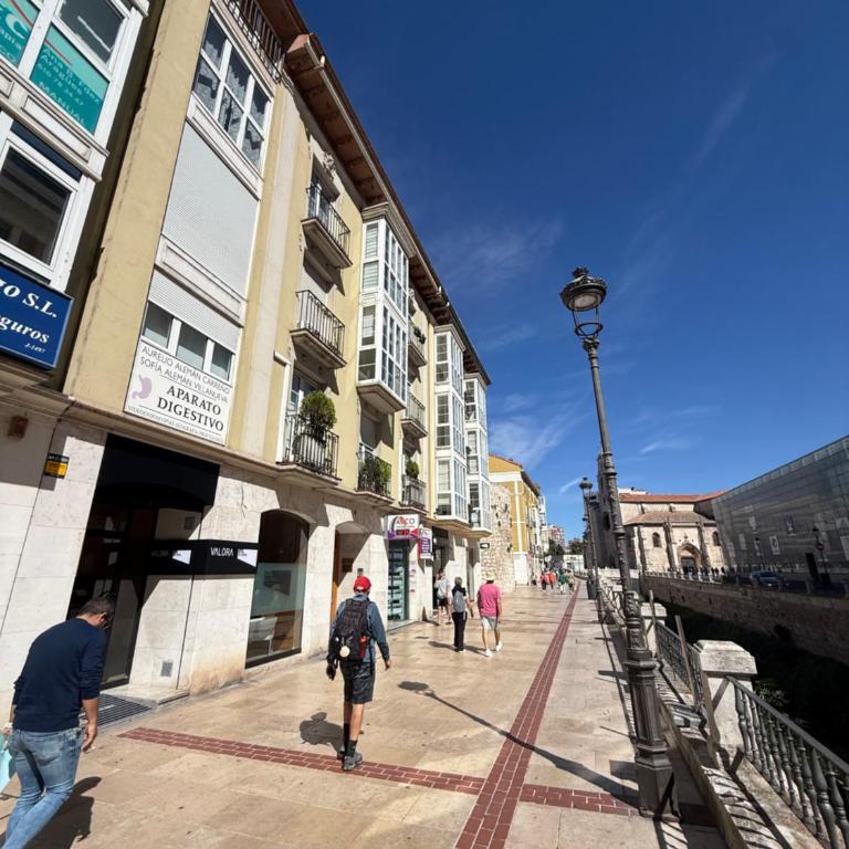 VIstas a San Lesmes - Apartamento de 2 dormitorios - 17