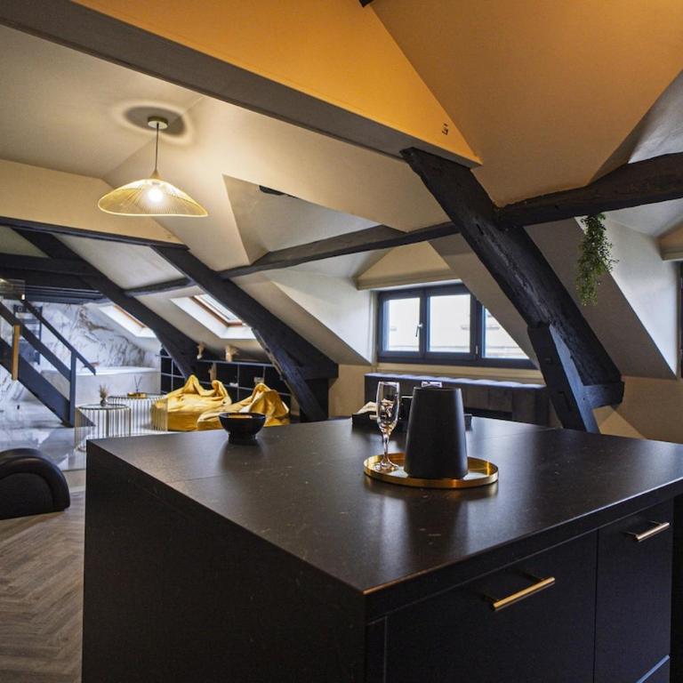 L'Amber Room - Balnéo, Sauna & Détente - One-Bedroom Apartment - 10