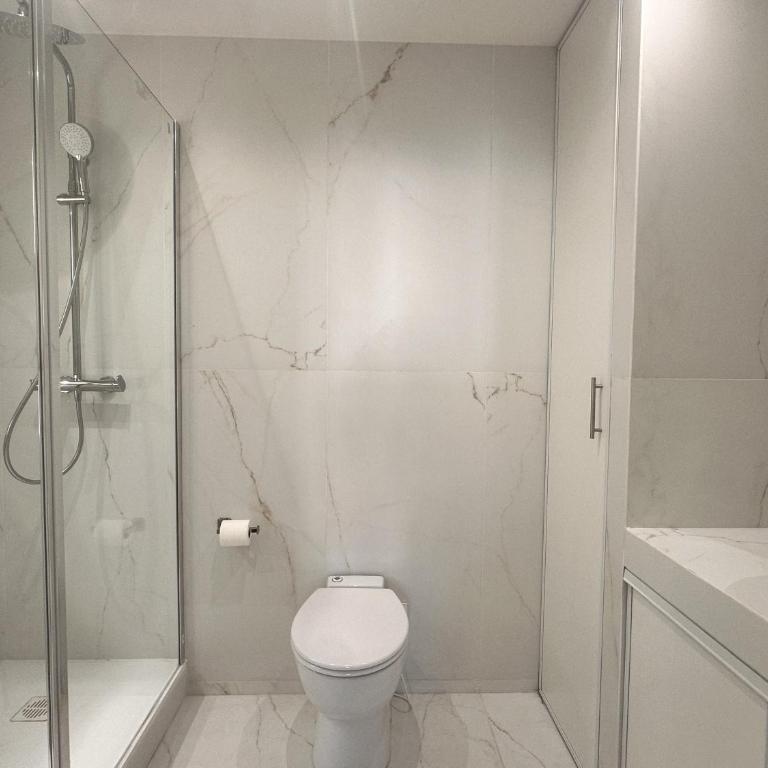 Nadia 3BDR-3Bath 5min Palais - Appartement 3 Chambres Premium avec Balcon - 10