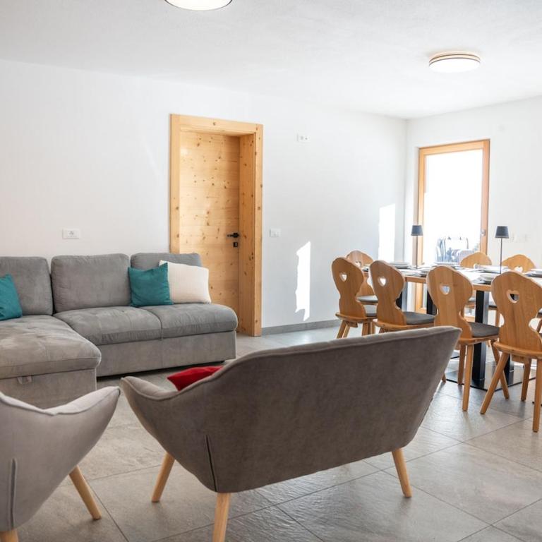 Luxury Alpine Suites Ultimate Comfort Parking and WiFi - Luxuriöse Ferienwohnung mit 4 Schlafzimmern - 49