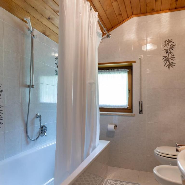 Luxury Alpine Suites Ultimate Comfort Parking and WiFi - Luxuriöse Ferienwohnung mit 4 Schlafzimmern - 20