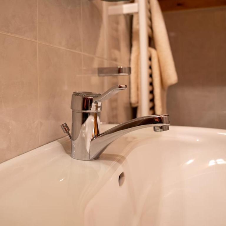 Luxury Alpine Suites Ultimate Comfort Parking and WiFi - Luxuriöse Ferienwohnung mit 4 Schlafzimmern - 14