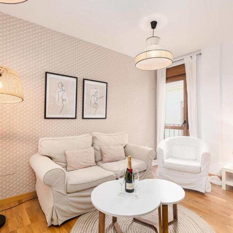 Central Malaga - 2 Bedrooms and Rooftop Pool - Apartamento - 3