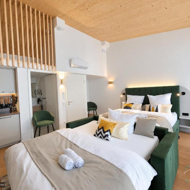 HOMELY STAY - Urban Studio Apartments - Apartment - 19