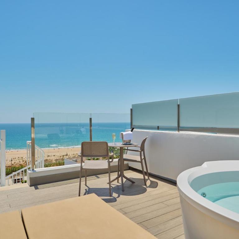 FERGUS Conil Park - Habitación Doble Style con vistas al mar y terraza privada con bañera de hidromasaje (2 adultos) - 7