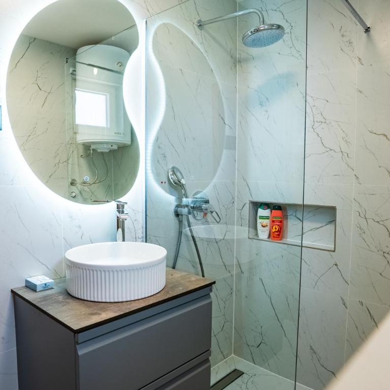 Wolf Apartments Zabljak - Apartman s 2 Spavaće Sobe sa Balkonom i Terasom - 18