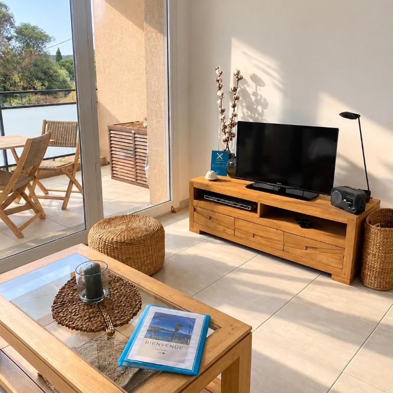 T2 classé 3 étoiles avec piscine et climatisation Bormes les Mimosas Le Lavandou - Appartement 1 Chambre - 3