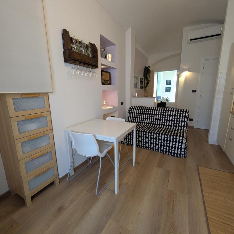 Two-room apartment near the Polytechnic University with balcony - Appartamento con 1 Camera da Letto - 25