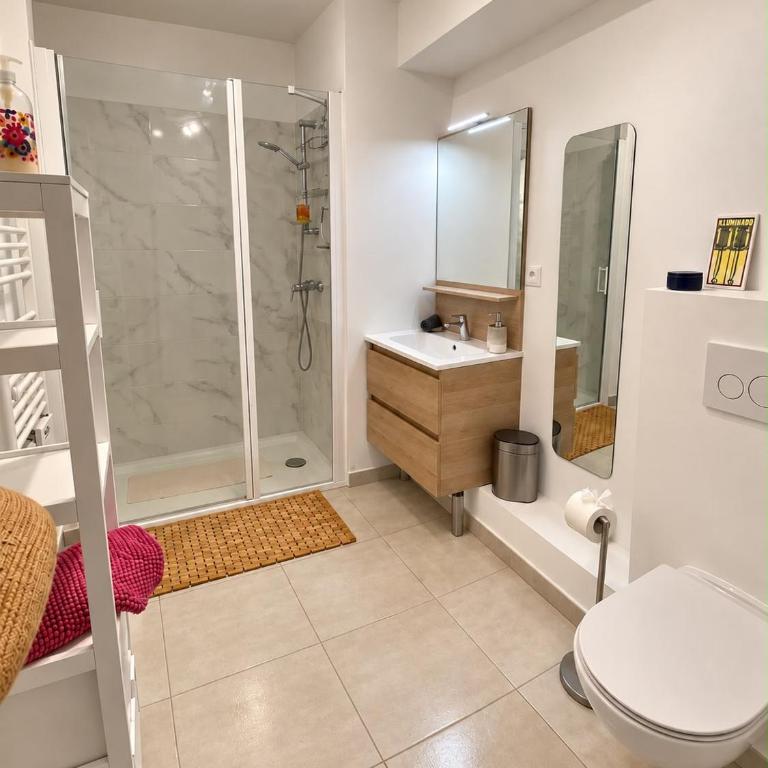 T2 classé 3 étoiles avec piscine et climatisation Bormes les Mimosas Le Lavandou - Appartement 1 Chambre - 9